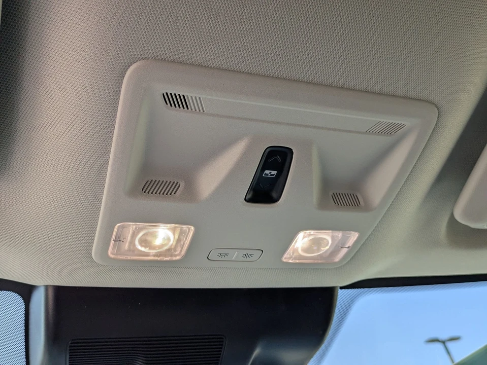 2025 Ford Maverick - Image 27 of 31