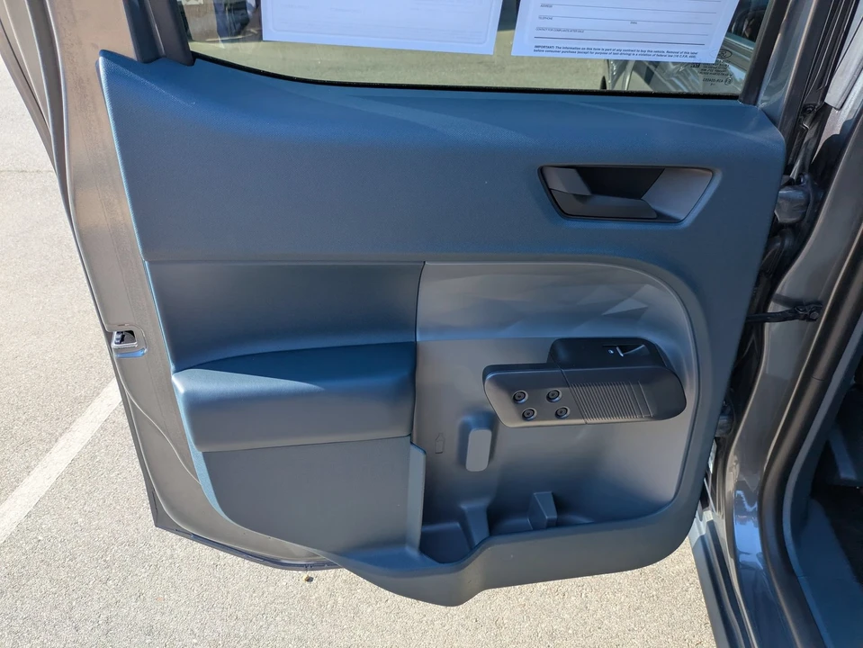 2025 Ford Maverick - Image 31 of 31