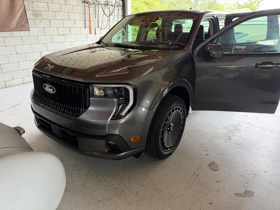 2025 Ford Maverick - Image 14 of 31