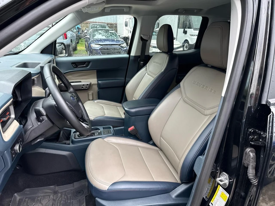 2025 Ford Maverick - Image 19 of 22