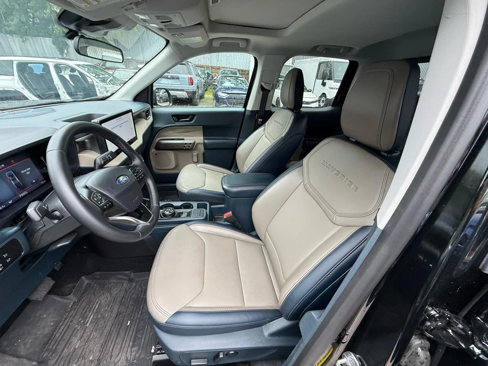 2025 Ford Maverick - Image 10 of 22