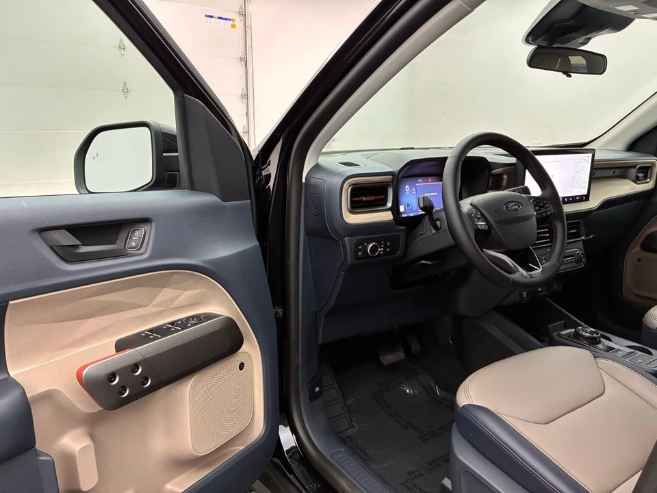 2025 Ford Maverick - Image 14 of 21