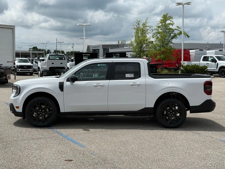 2025 Ford Maverick - Image 2 of 12