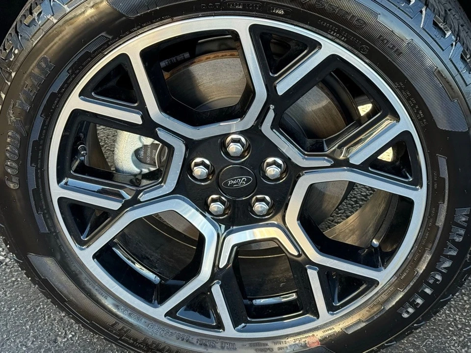 2025 Ford Maverick - Image 10 of 12
