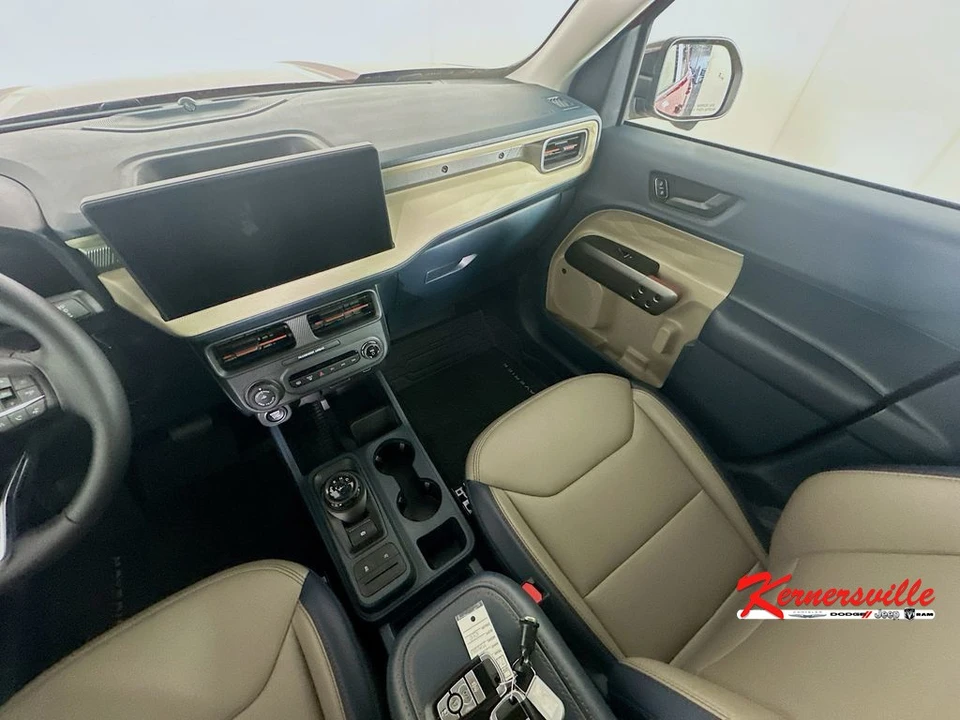 2025 Ford Maverick - Image 11 of 21