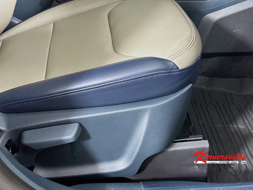 2025 Ford Maverick - Image 23 of 24