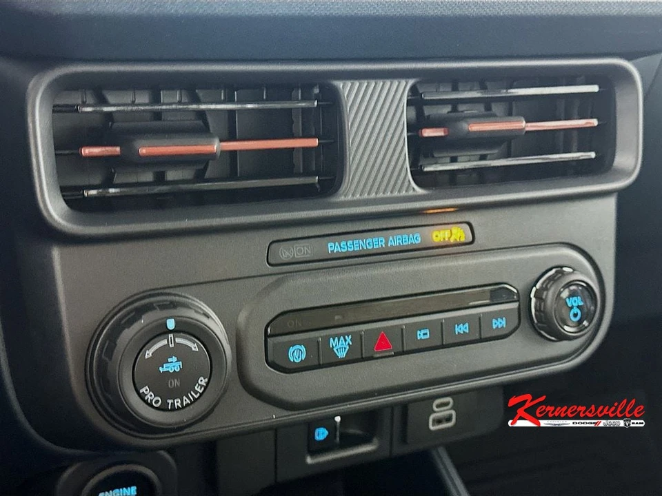2025 Ford Maverick - Image 18 of 21