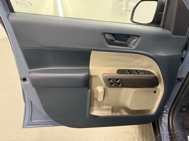 2025 Ford Maverick - Image 11 of 12