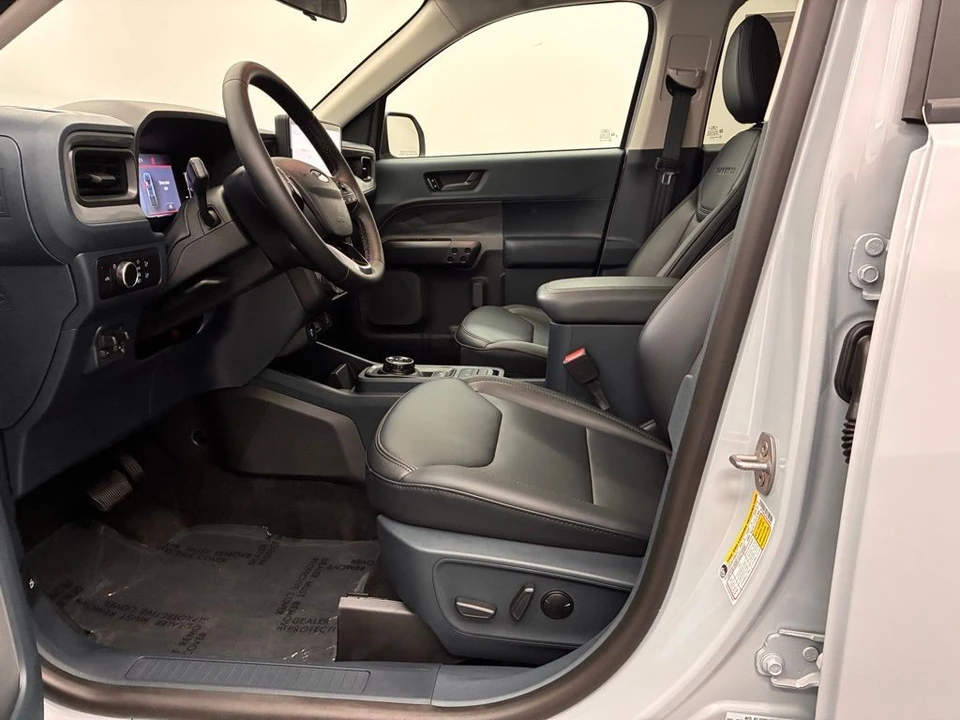 2025 Ford Maverick - Image 17 of 21