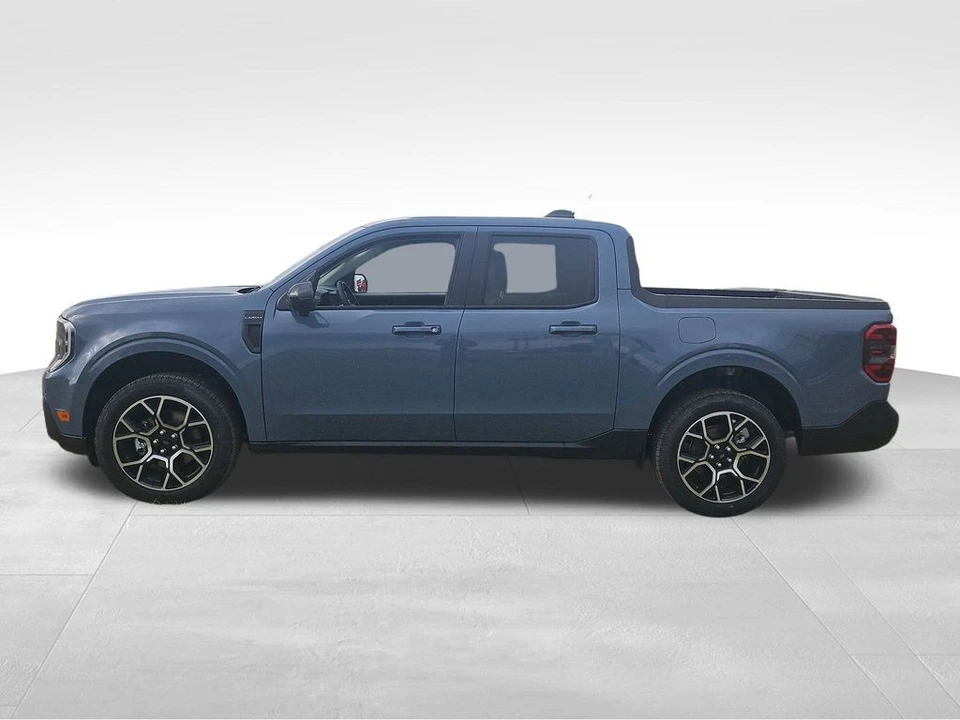 2025 Ford Maverick - Image 16 of 21