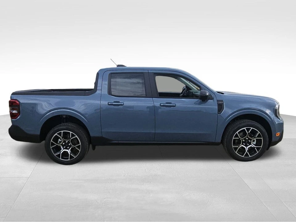 2025 Ford Maverick - Image 12 of 21