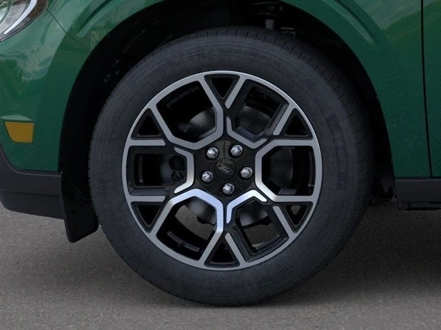 2025 Ford Maverick - Image 20 of 21
