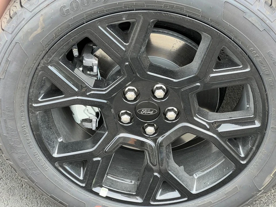 2025 Ford Maverick - Image 11 of 12