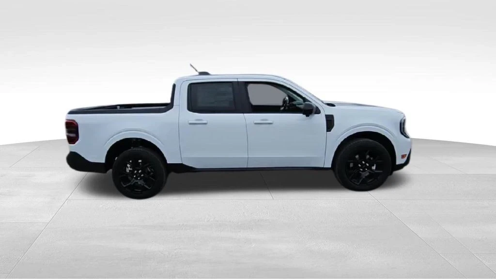 2025 Ford Maverick - Image 9 of 21