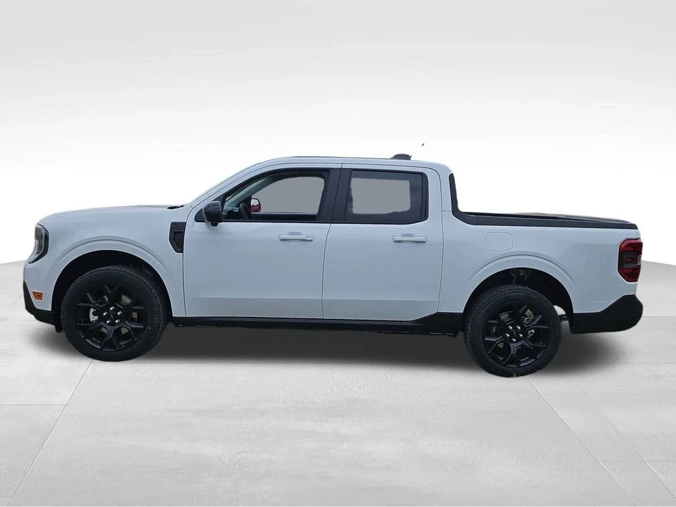 2025 Ford Maverick - Image 16 of 21