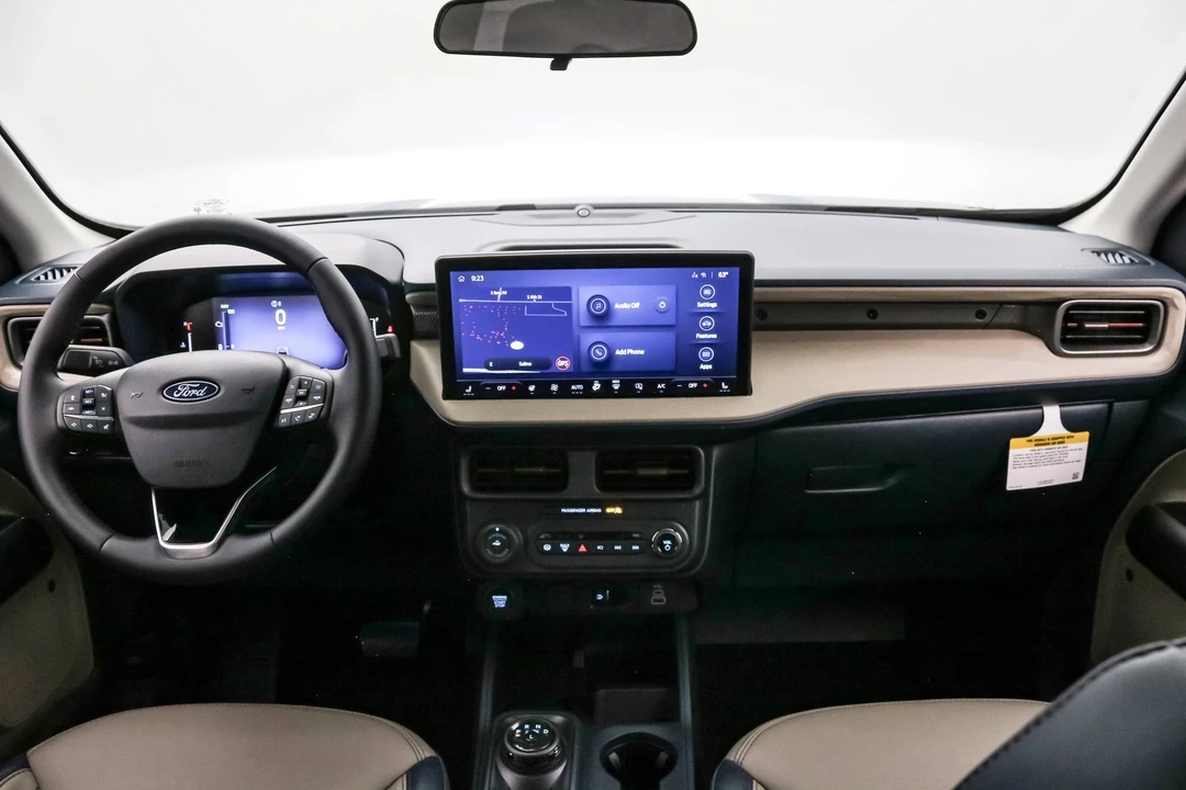 2025 Ford Maverick - Image 16 of 21