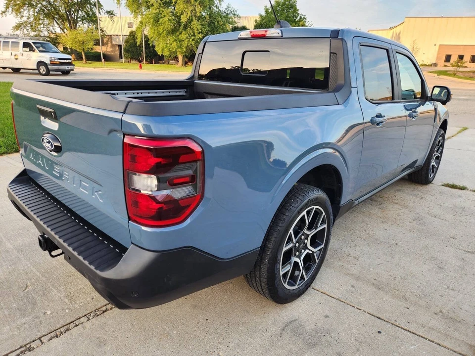2025 Ford Maverick - Image 16 of 31