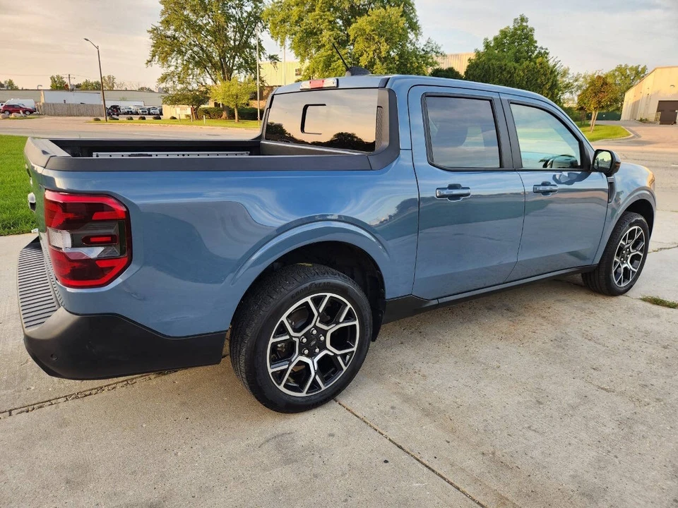2025 Ford Maverick - Image 15 of 31