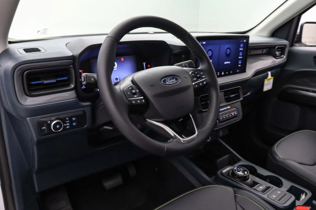 2025 Ford Maverick - Image 15 of 21
