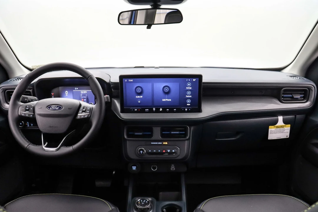 2025 Ford Maverick - Image 19 of 21
