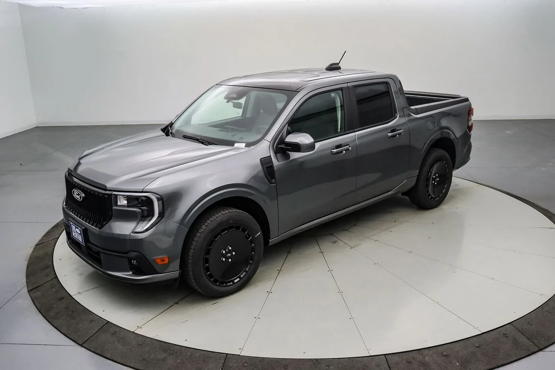 2025 Ford Maverick - Image 10 of 21
