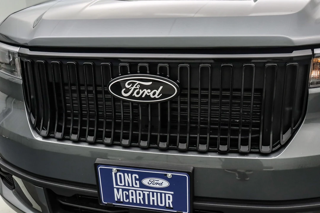 2025 Ford Maverick - Image 14 of 21