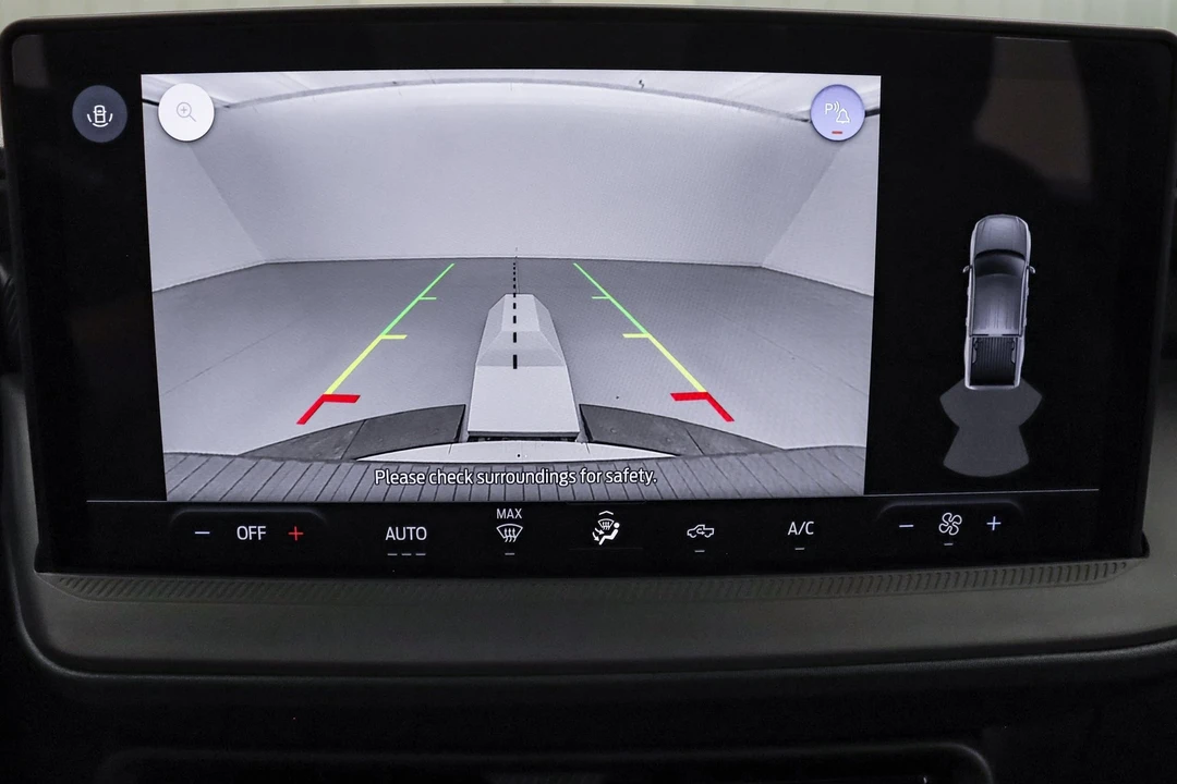 2025 Ford Maverick - Image 19 of 21