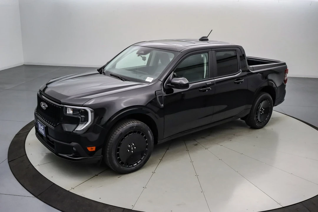 2025 Ford Maverick - Image 10 of 21