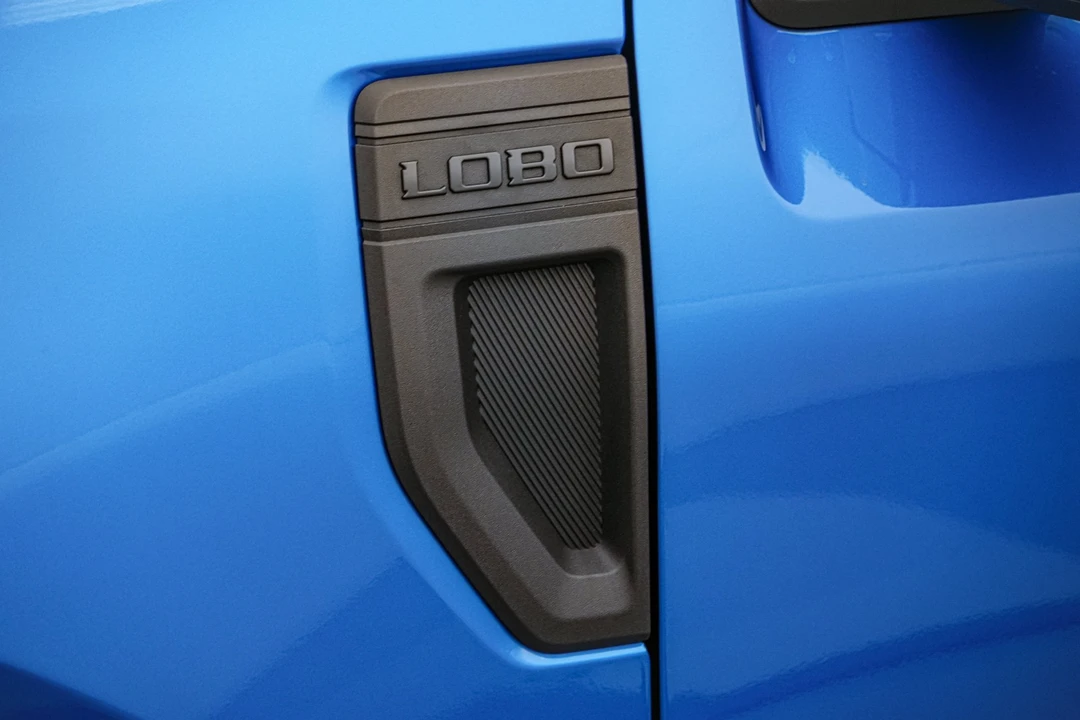 2025 Ford Maverick - Image 14 of 31