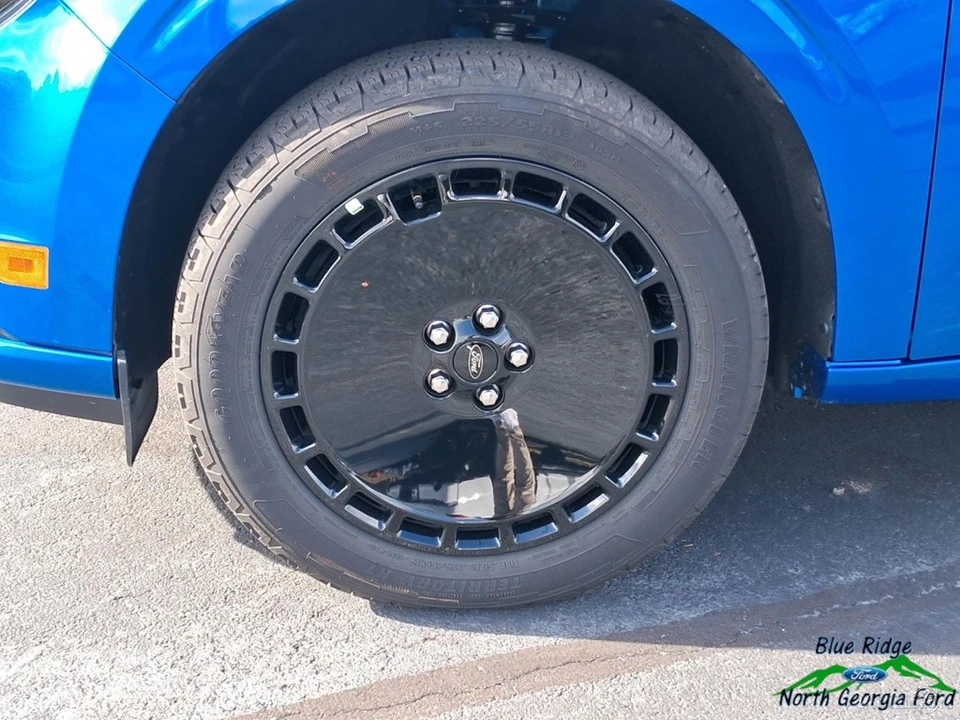 2025 Ford Maverick - Image 9 of 24
