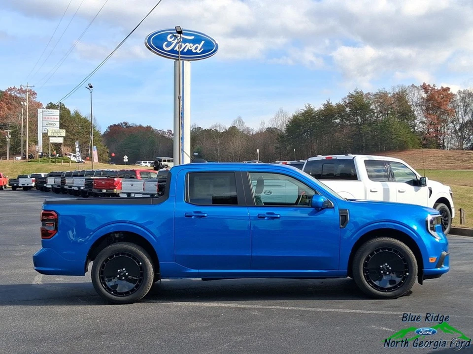 2025 Ford Maverick - Image 18 of 24