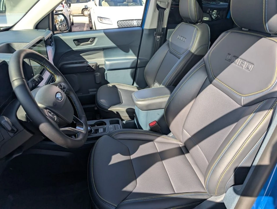 2025 Ford Maverick - Image 10 of 12