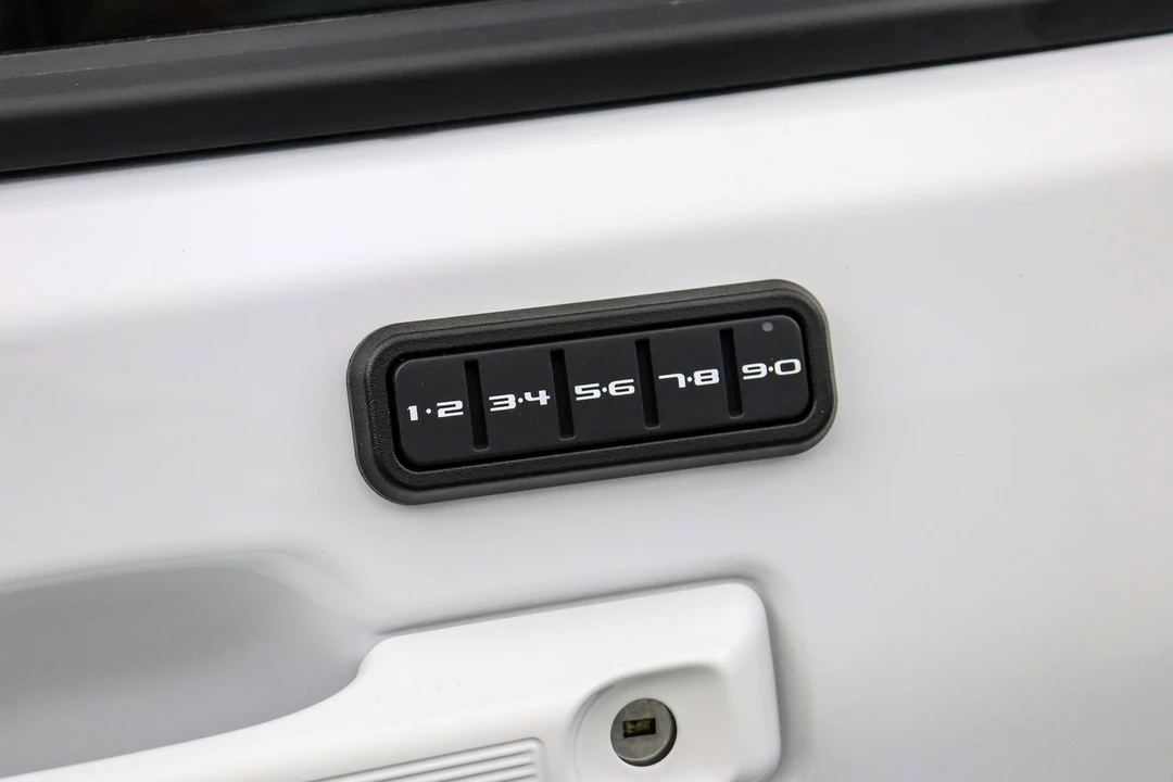 2025 Ford Maverick - Image 18 of 21