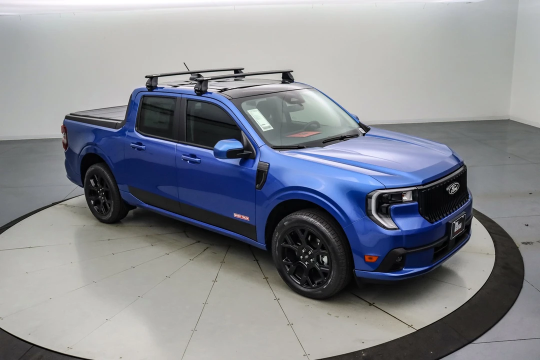 2025 Ford Maverick - Image 4 of 21