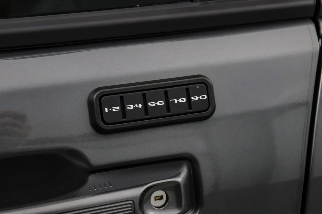 2025 Ford Maverick - Image 17 of 21