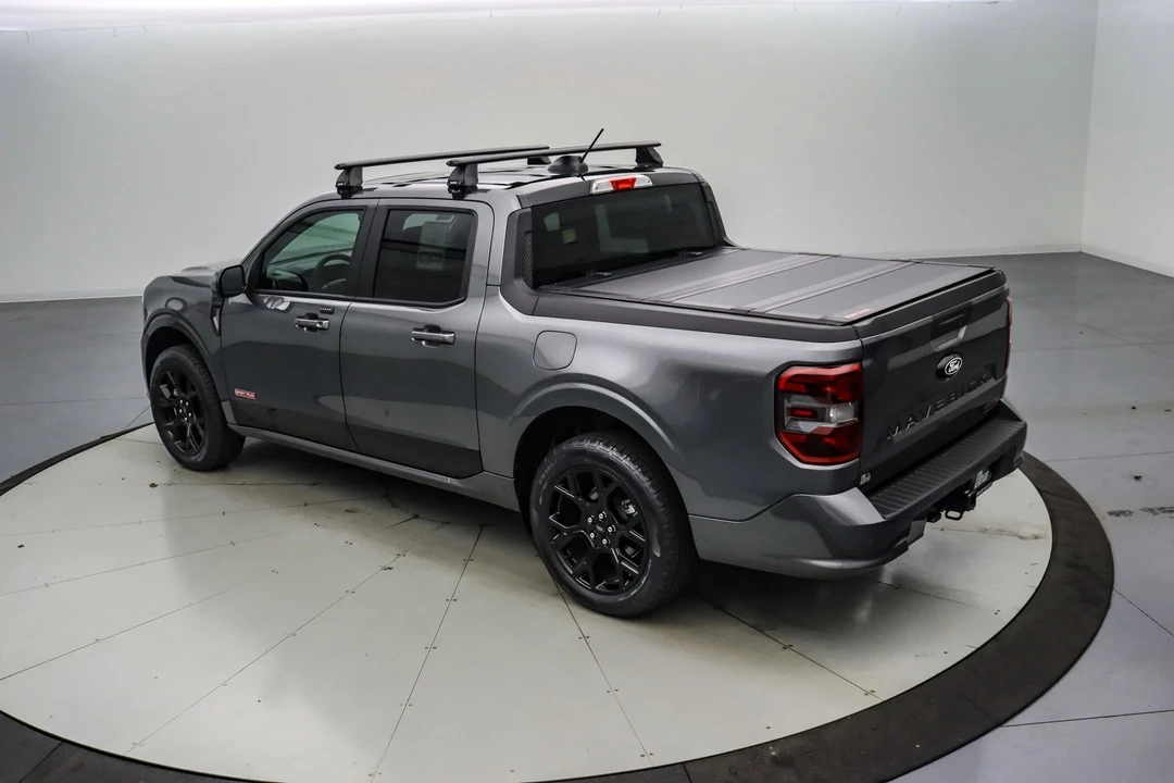 2025 Ford Maverick - Image 10 of 21