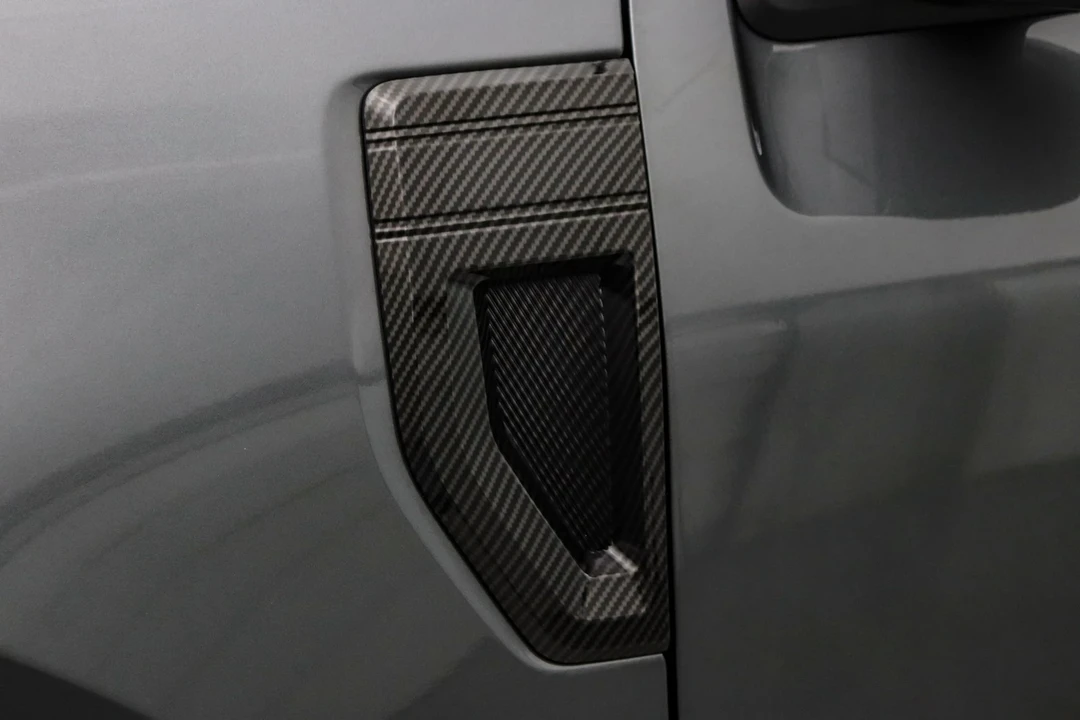 2025 Ford Maverick - Image 16 of 21