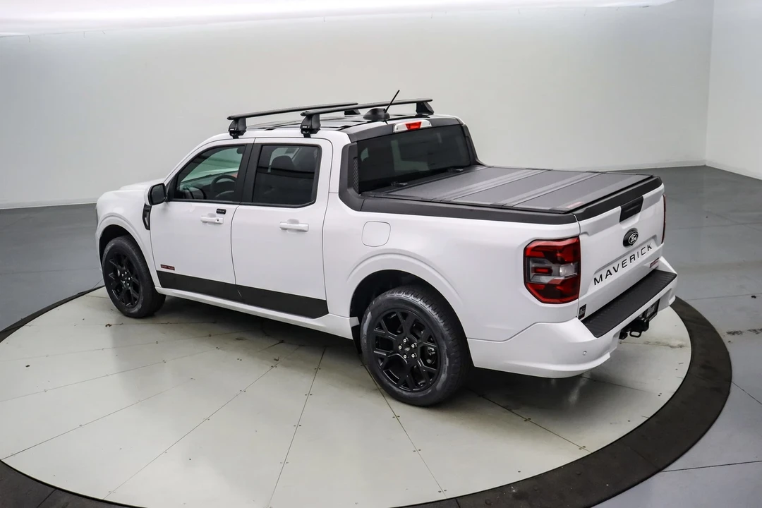 2025 Ford Maverick - Image 10 of 21