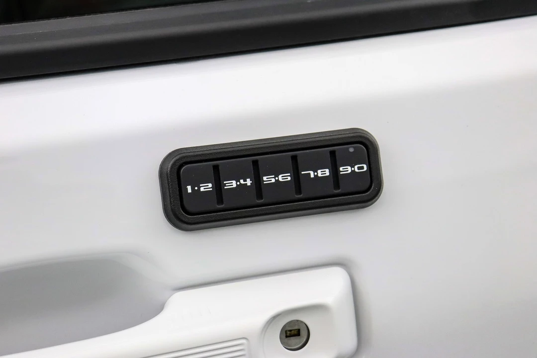 2025 Ford Maverick - Image 18 of 21