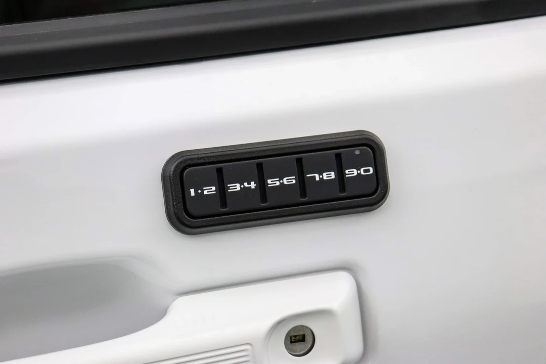2025 Ford Maverick - Image 18 of 21