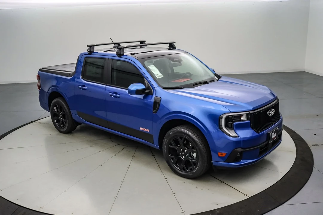 2025 Ford Maverick - Image 4 of 21