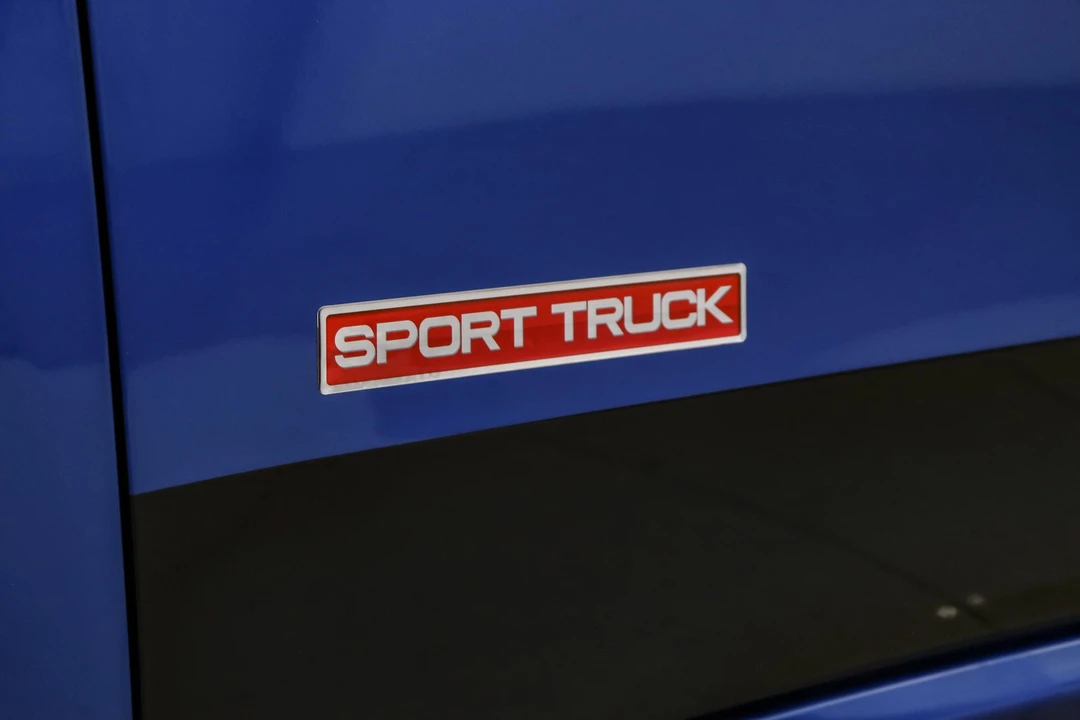 2025 Ford Maverick - Image 18 of 21