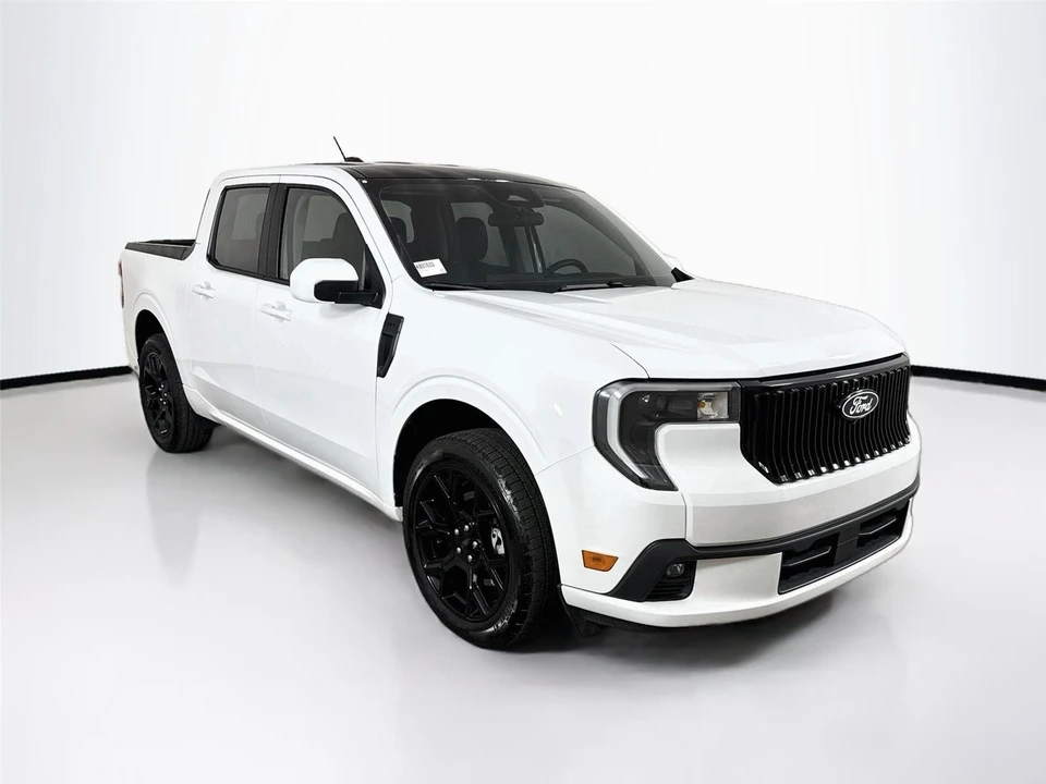 2025 Ford Maverick - Image 28 of 31