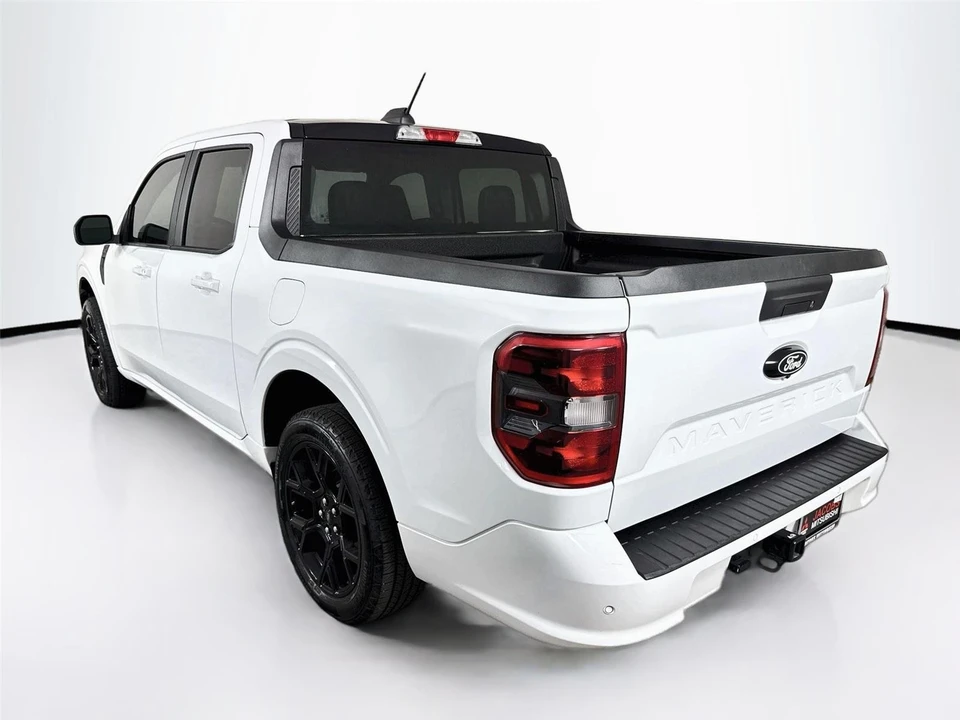 2025 Ford Maverick - Image 25 of 31