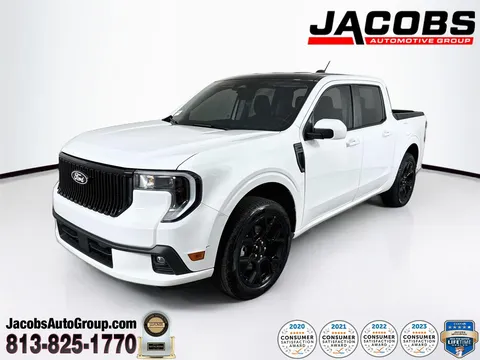 2025 Ford Maverick Lobo Standard