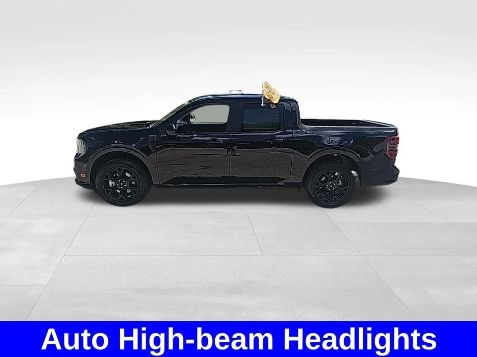 2025 Ford Maverick - Image 10 of 12