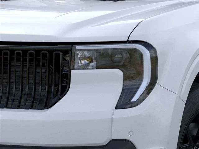 2025 Ford Maverick - Image 19 of 21