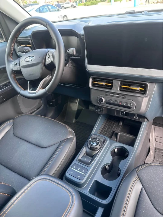 2025 Ford Maverick - Image 10 of 13