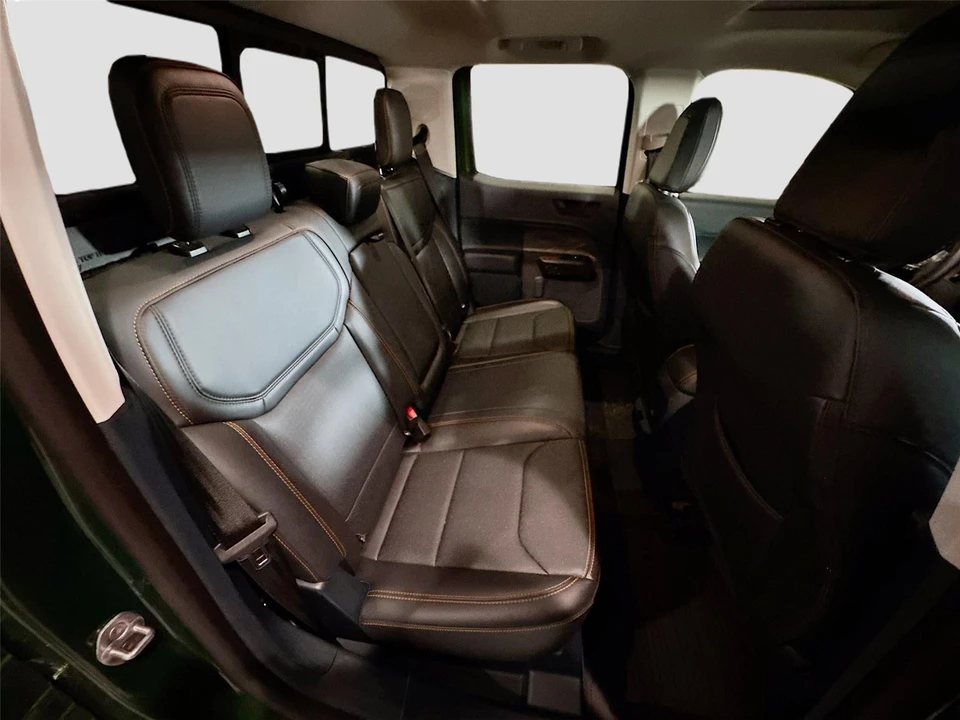 2025 Ford Maverick - Image 20 of 21
