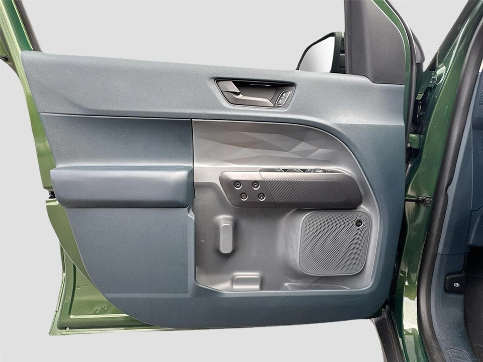 2025 Ford Maverick - Image 18 of 21